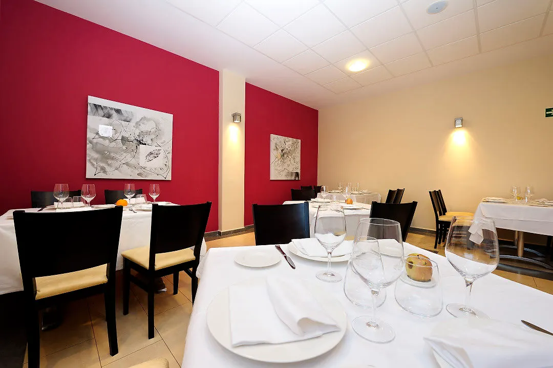 Hotel Naval Sestao 3*,